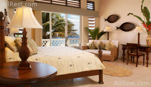 Curtain Bluff 18